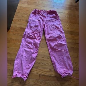 American Eagle snappy stretch low rise parachute pants, size small.